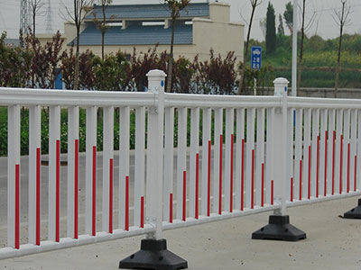 道路隔离护栏图片4